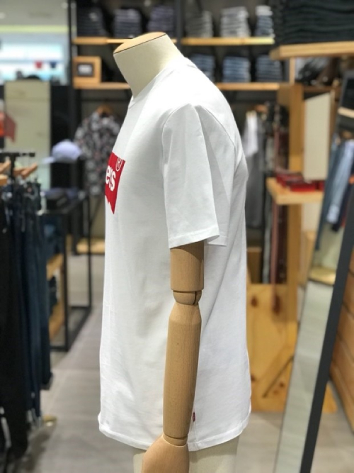Levi's цагаан футболк - Image 3